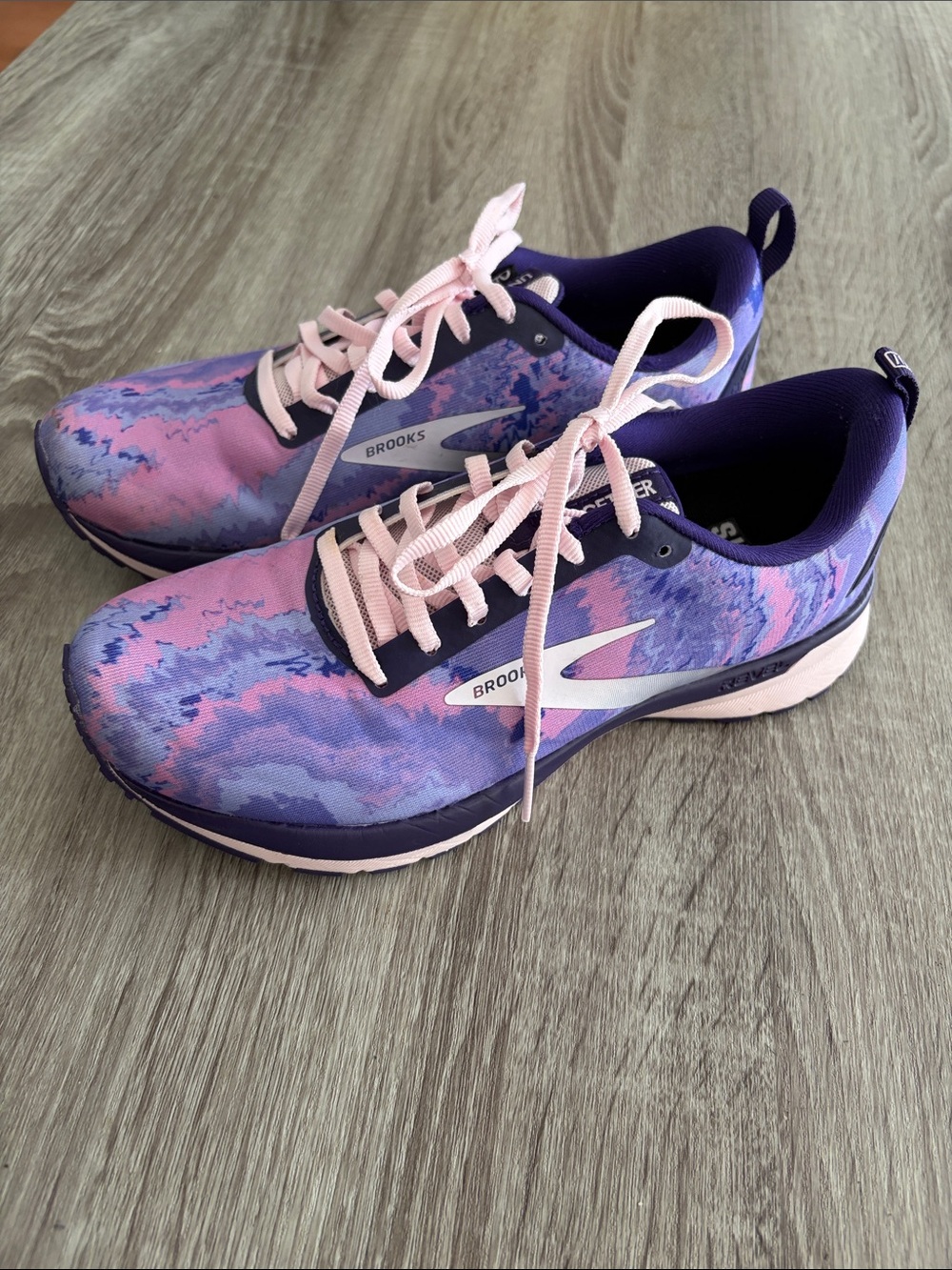 Brooks Women’s Pink & Purple Patterned Running Sneakers
